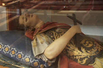 santrifone_statua_lignea3